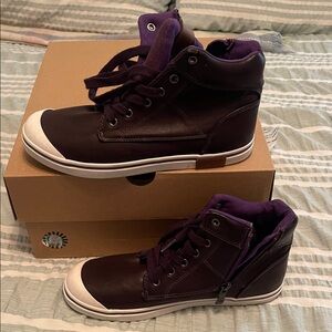 Women’s Purple High-Top Sneakers